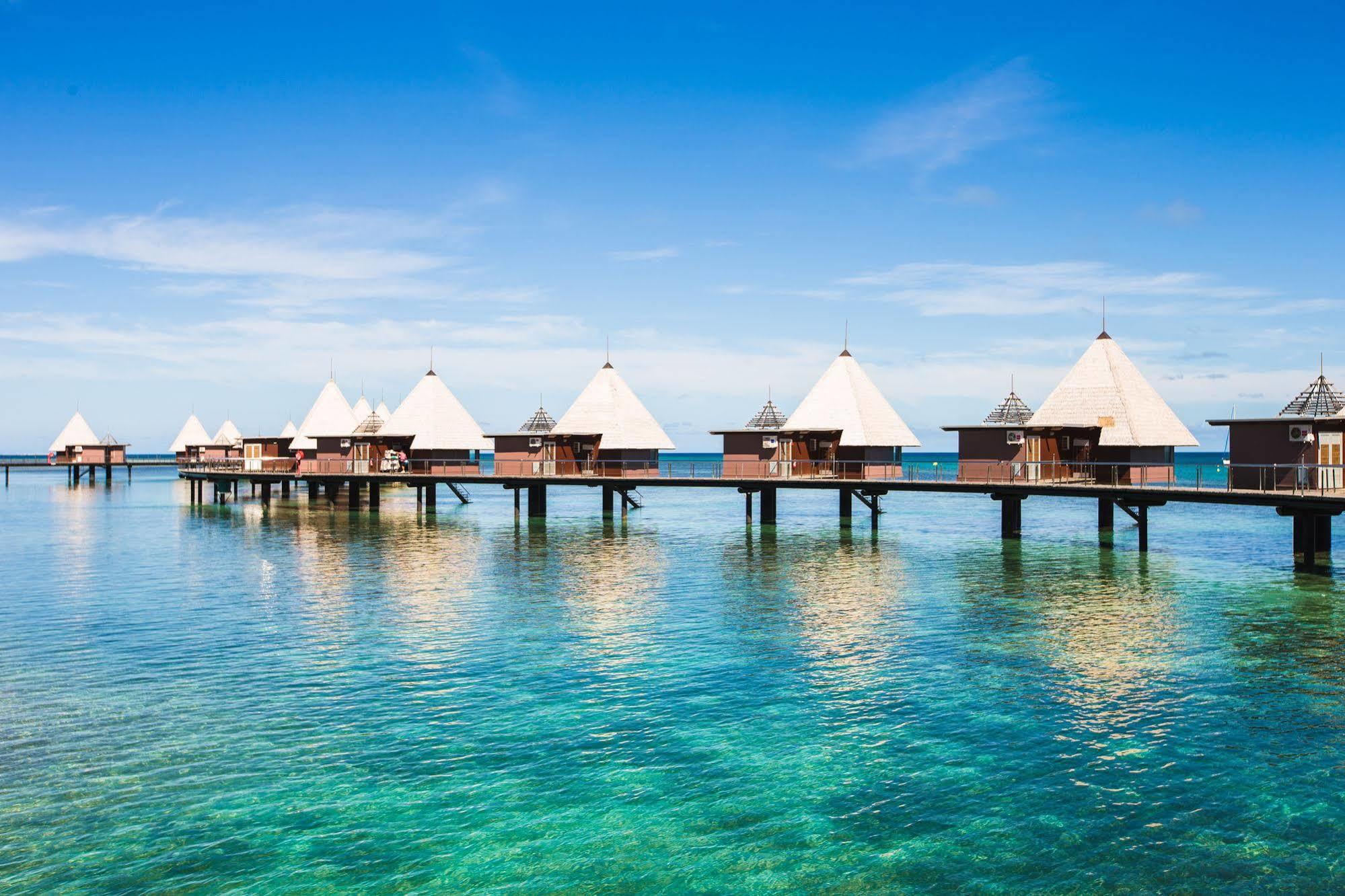 Doubletree By Hilton Noumea Ilot Maitre Resort Bagian luar foto